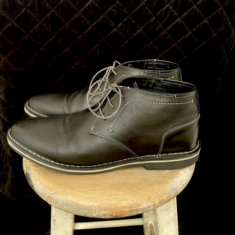 Steve Madden Men’s Chukka Boots (Black 11.5)